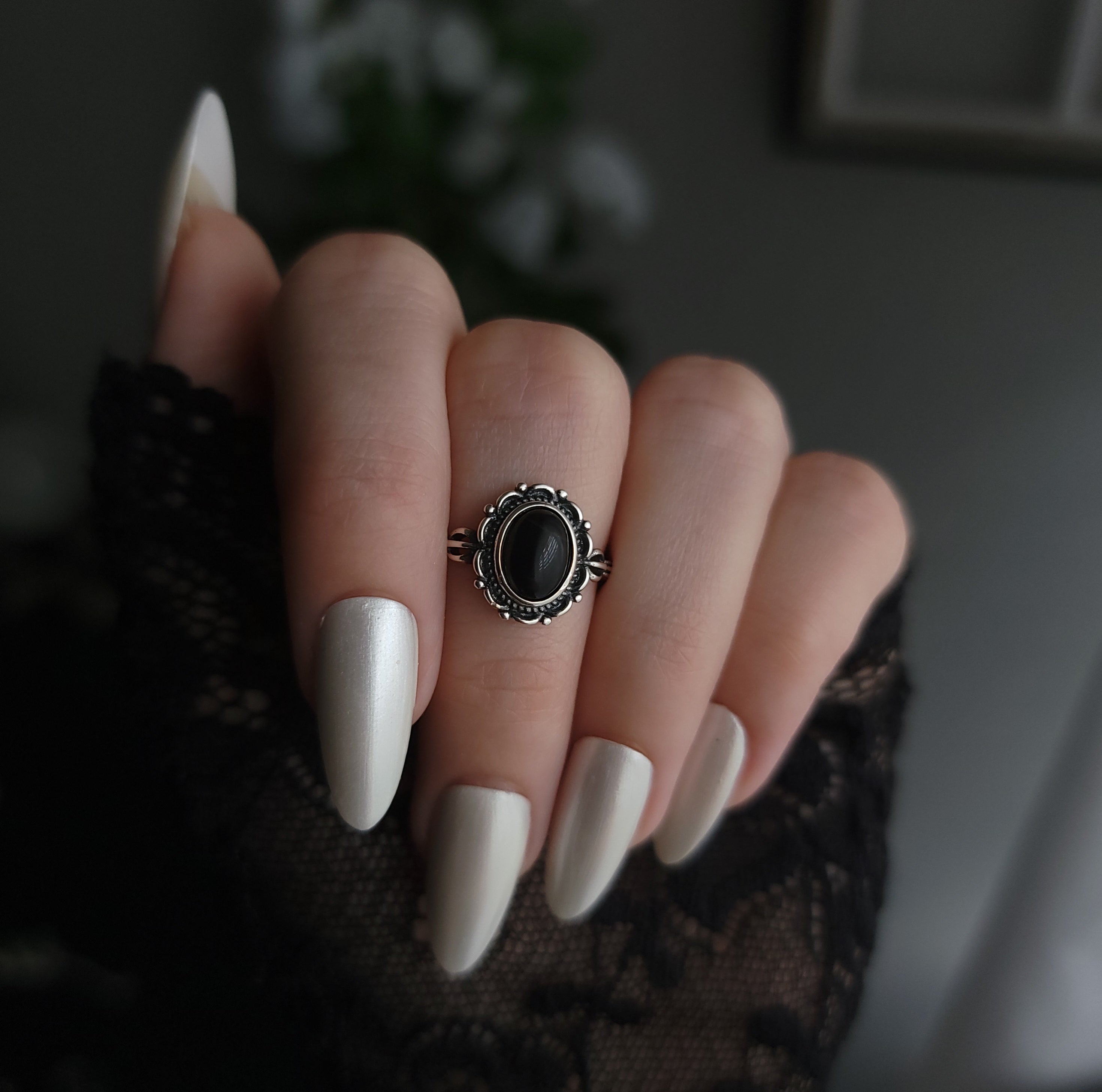 Size 5 Black Dahlia Ribcage ring NWT cheapest FJ